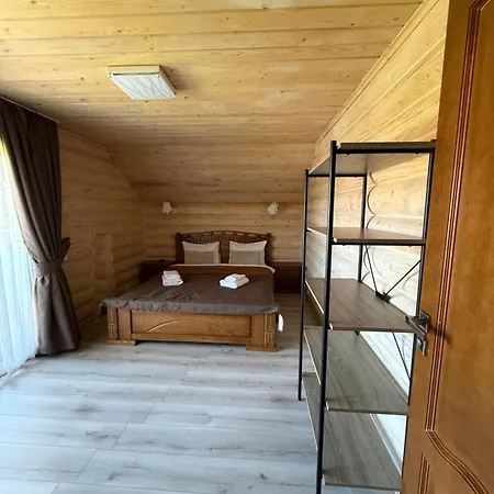 Beauty House فيلة ميكوليتشن
